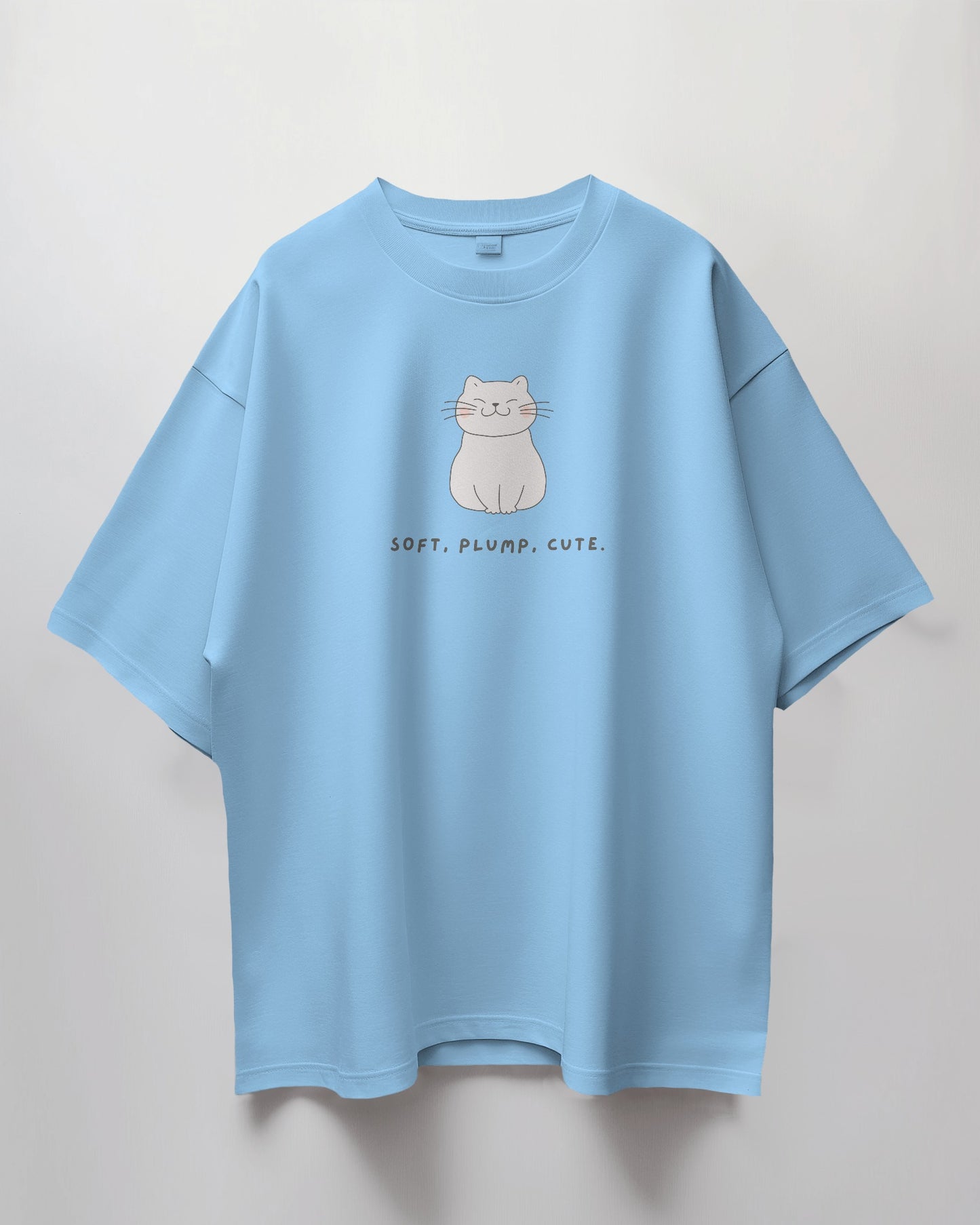 Oversized Unisex T-Shirt with Plumpy Paws Print