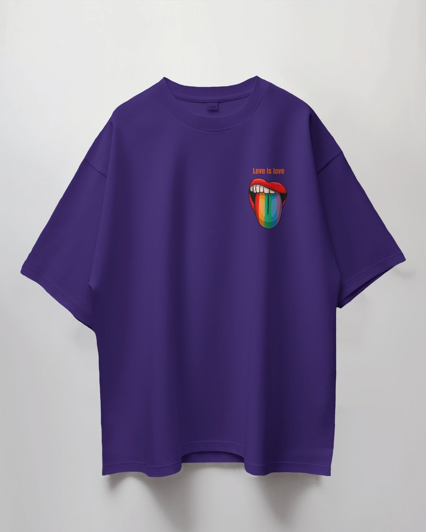 Oversized Unisex T-Shirt with Love Is Love Print